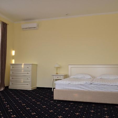 Chateau Royal Hotel Berezovka  Quarto foto